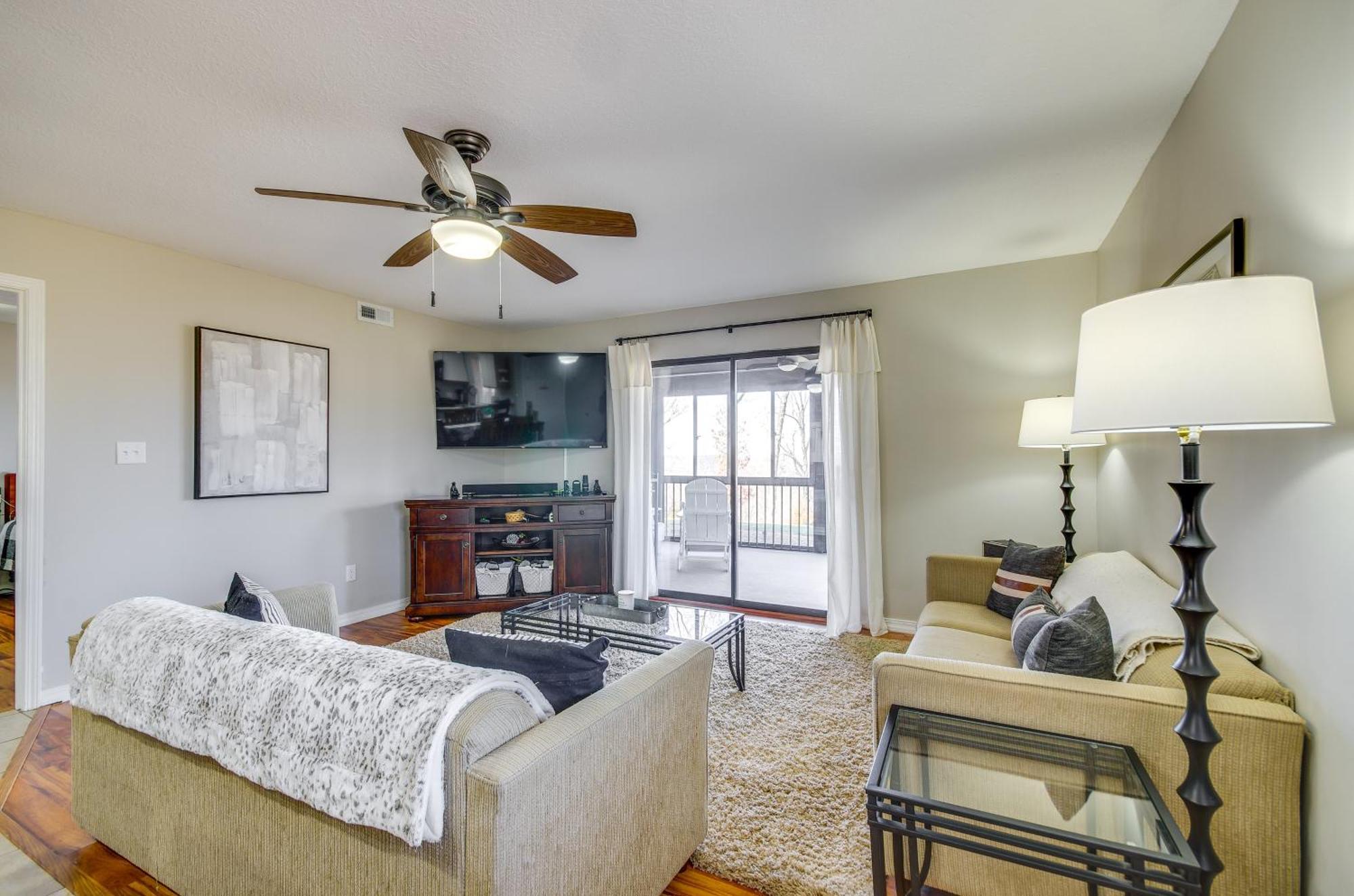 Ozarks Vacation Rental Condo With Lake View! Экстерьер фото
