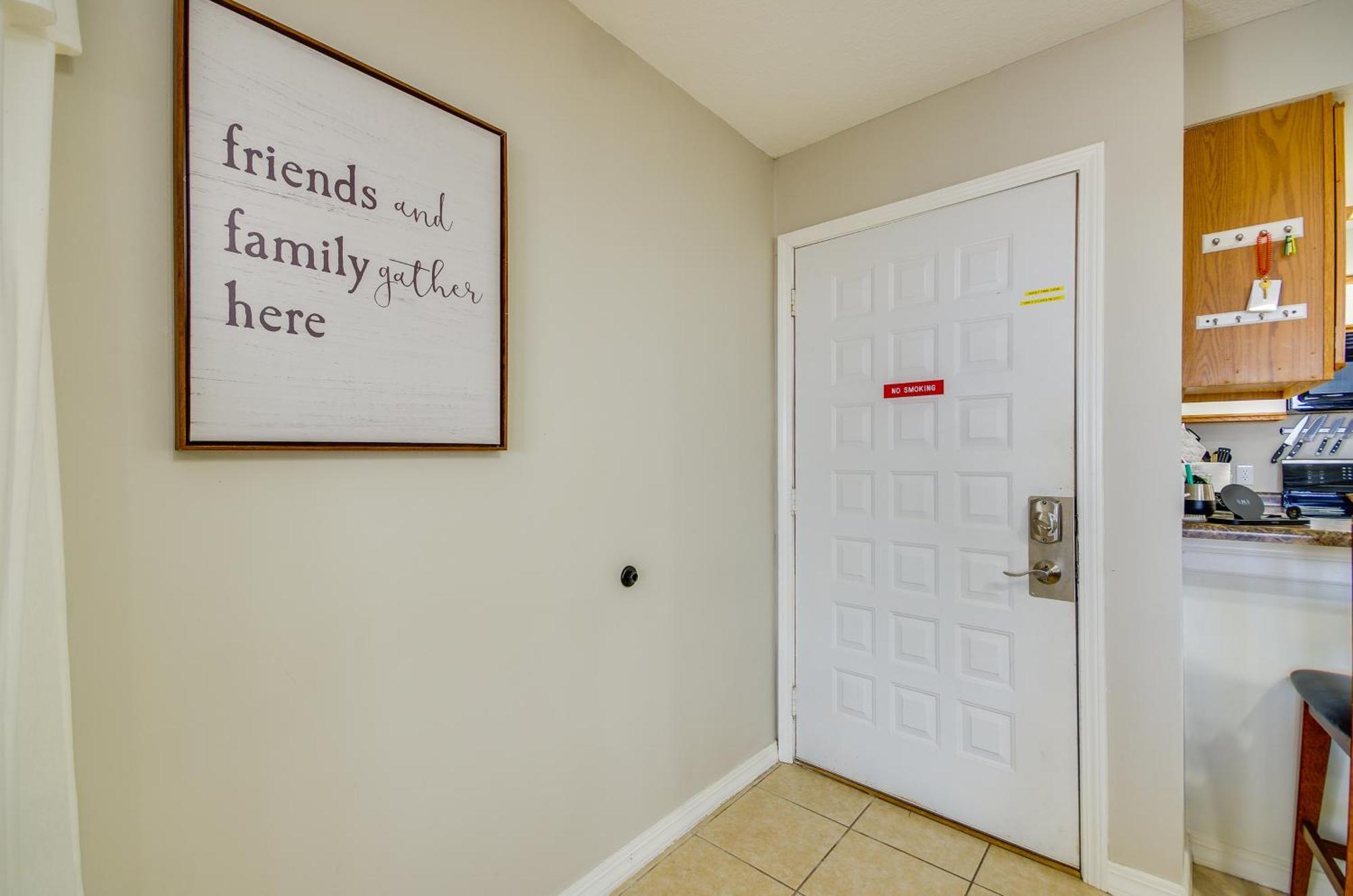 Ozarks Vacation Rental Condo With Lake View! Экстерьер фото