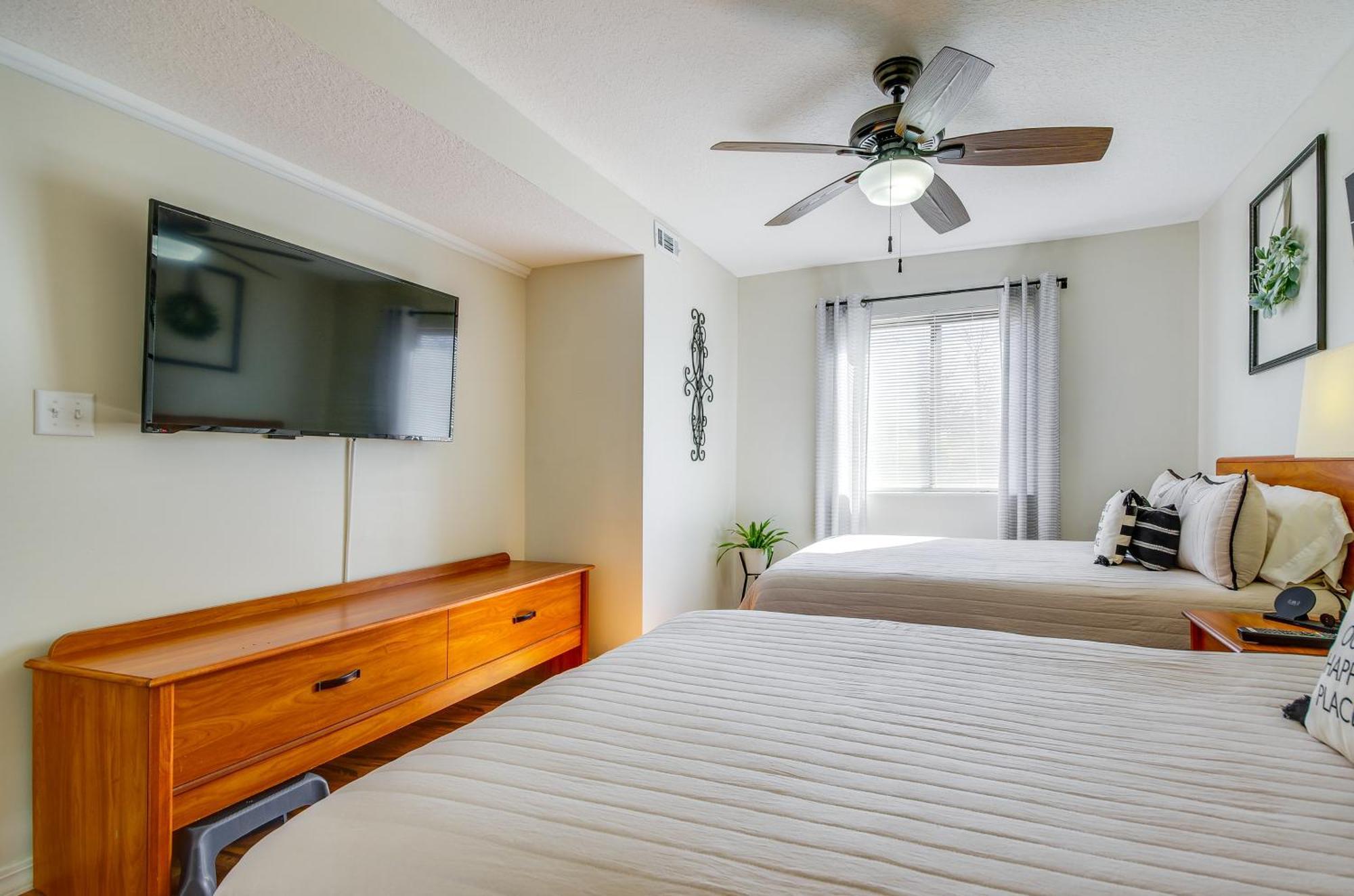 Ozarks Vacation Rental Condo With Lake View! Экстерьер фото